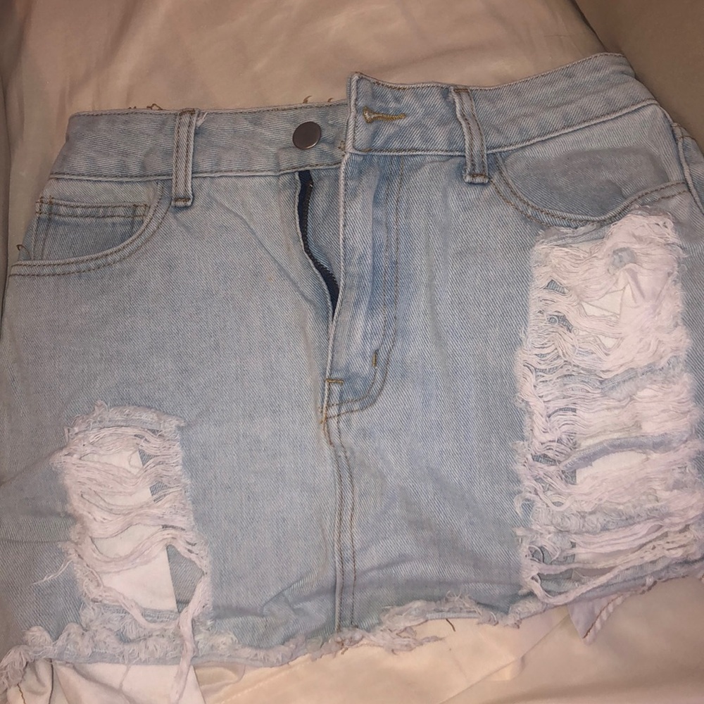 Mini skirt - Picture 2 of 4
